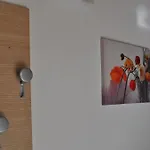 Elisa Pensión 3*