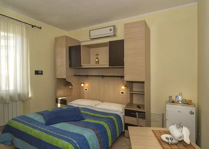 Elisa Guest house 3*